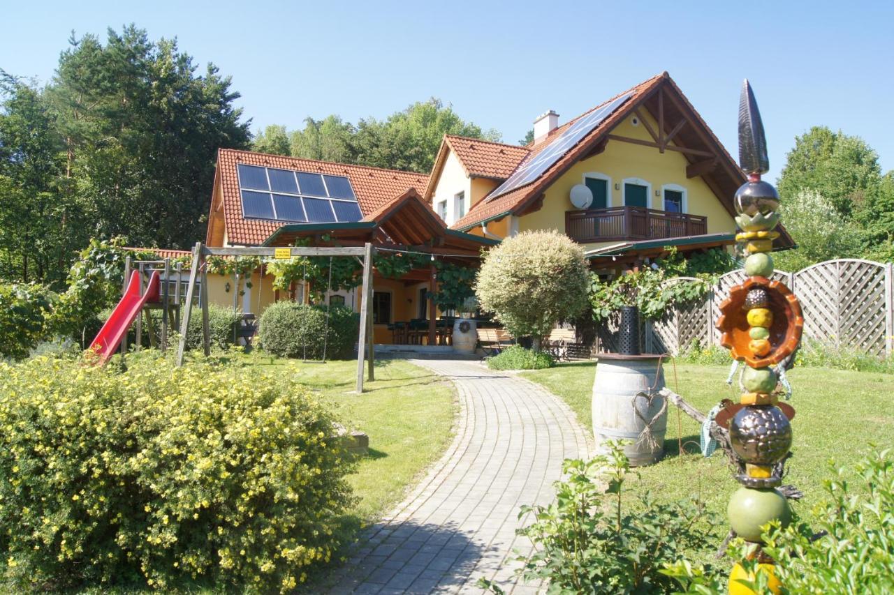 Riegler'S Buschenschank Apartment Loipersdorf bei Fuerstenfeld Exterior photo